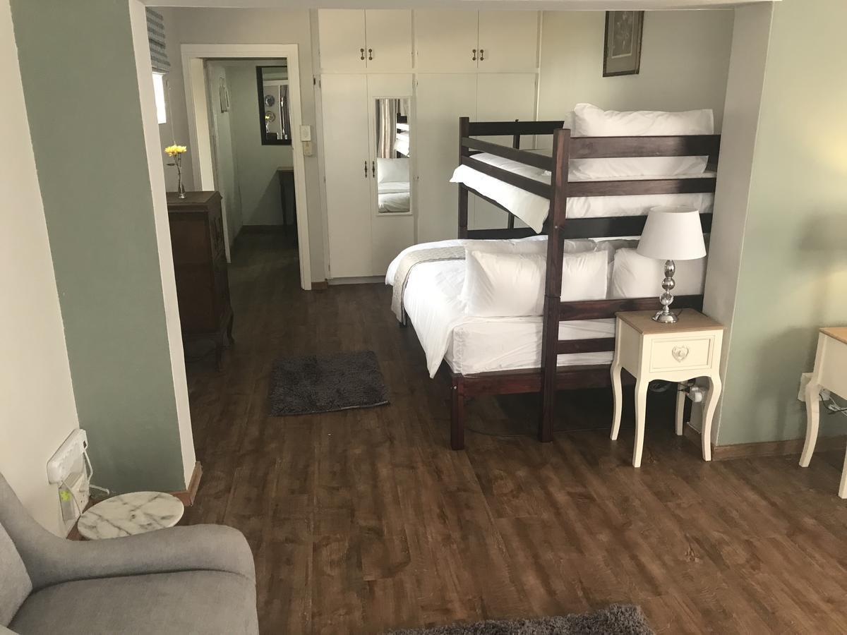 Amber Avenue Guesthouse 霍维克 外观 照片